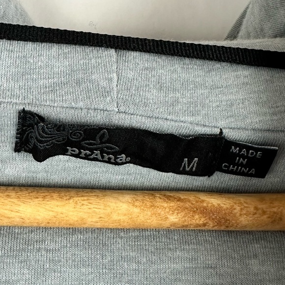 Prana Polar Escape Permafrost Sherpa Half Zip Bluish Gray Size Medium - Picture 8 of 9